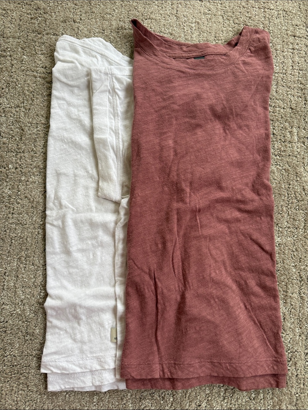 Vuori Women’s short sleeve tee size M - Picture 7 of 8